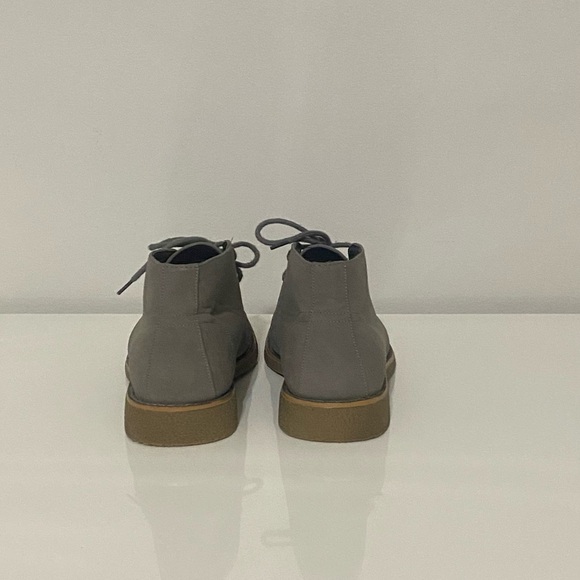 Perry Ellis Gray Chukka Boots with Suede Finish - Picture 5 of 9